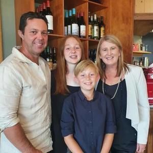 Meet your Posher, Sandra